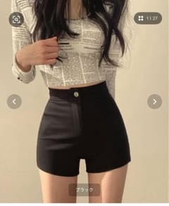 ZOZOTOWNブラックハイウエストショートパンツのサムネイル