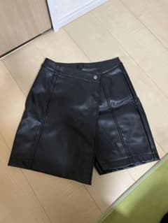 Vレザースカパンのサムネイル
