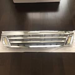 NV350 E26 前期キャラバン用　オーテックタイプ　グリルのサムネイル