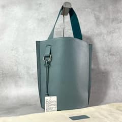 稀少✨美品✨ebure エブール レザー トートバッグ 20SS 限定色 ブルー 稀少✨美品✨ebure エブール レザー トートバッグ 20SS 限定色 ブルー