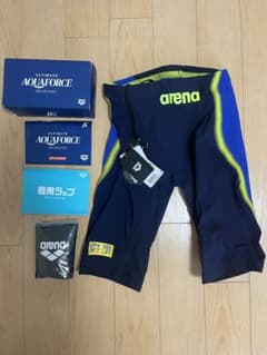 アリーナ　高速水着　新品未使用　ultimate aquaforce   Oのサムネイル
