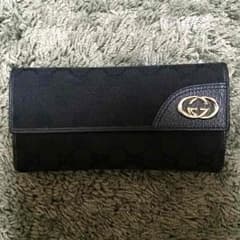 GUCCI長財布のサムネイル