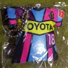 名古屋グランパスユニフォームクッションのサムネイル