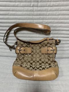 COACH コーチ ショルダーバッグのサムネイル