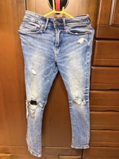 【良品】アメリカンイーグル　メンズ　スキニーパンツのサムネイル
