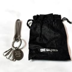 【未使用】 ONE OK ROCK キーホルダー メンバー名プレート 未使用】 ONE OK ROCK キーホルダー メンバー名プレート - メルカリ