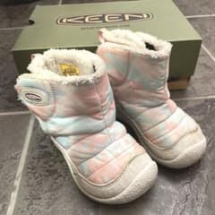 ちくわ様専用　　KEEN ブーツ　箱なし　モザイク柄？迷彩柄？のサムネイル