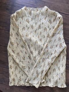 小花柄シャーリングブラウス　イエロー系のサムネイル