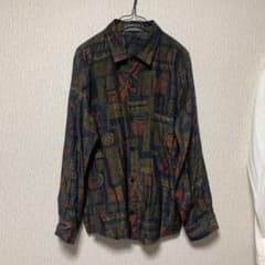 柄シャツのサムネイル