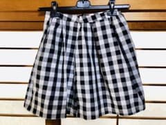 値下げしました‼️価格相談歓迎アクアガールクローラ　黒白チェックスカート36サイズのサムネイル