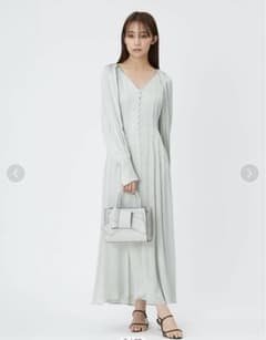 FRAY I.D フレイアイディー パイピングデザインサテンタックワンピースのサムネイル