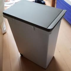 ゴミ箱のサムネイル