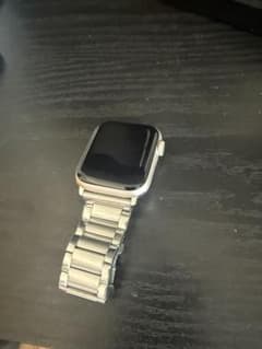 Apple Watch 本体 SE 44mm 充電器付きのサムネイル
