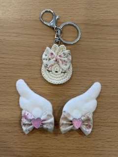 ハンドメイド ヘアクリップ 天使の羽 キーホルダー セットのサムネイル