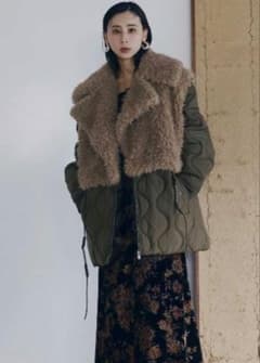 【新品未使用】AMERI BOA VEST SET QUILTING COATのサムネイル
