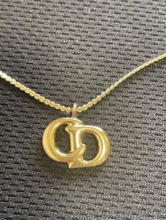 た*や様 [✨美品✨]Christian Dior CDロゴ ネックレス ゴール - メルカリ