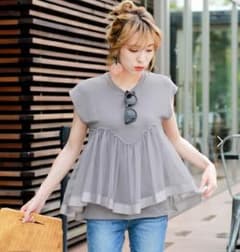 なみなみギャザーチュール立体Tシャツカットソーのサムネイル