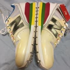 new balance スニーカーのサムネイル