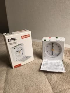 Supreme(シュプリーム) 目覚まし時計Braun Travel Alarmのサムネイル