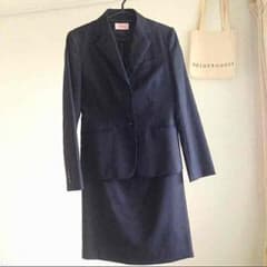 (即買い大歓迎)リクルートスーツVENERE上下セットのサムネイル
