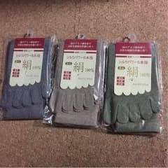 eri33様専用 絹5本指ソックスのサムネイル