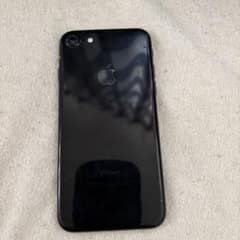 Apple iPhone 7 ジェットブラックのサムネイル