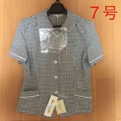 残り3枚◎新品 7号 ジョア オーバーブラウス 26120のサムネイル