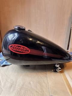 Harley-Davidson ブラックタンク新古品 Harley-Davidson タンク ブラック - メルカリ
