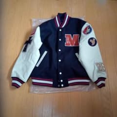 極美品 AVIREX Disneyコラボ ミッキー スタジアムジャンパー 極美品 AVIREX Disneyコラボ ミッキー スタジアムジャンパー