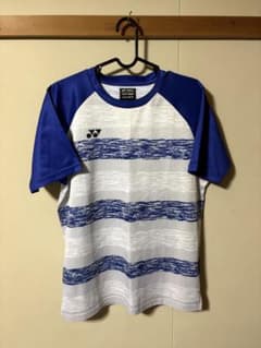 YONEX 半袖シャツ バドミントンウェア　ユニフォームのサムネイル