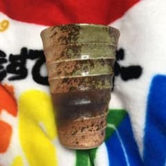 陶器のコップのサムネイル
