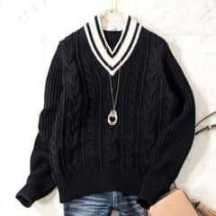 極美品★スローン SLOANE 5GケーブルVネックニット ネイビー 濃紺 極美品☆スローン SLOANE 5GケーブルVネックニット ネイビー 濃紺
