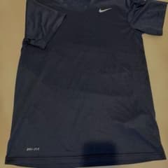 NIKEナイキドライフィット半袖のサムネイル