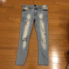 asos エイソス スキニー ダメージ 切りっぱなしのサムネイル