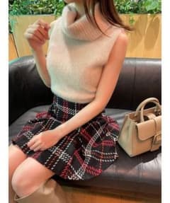 SNIDEL フォックスファーノースリタートルプルオーバー - メルカリ