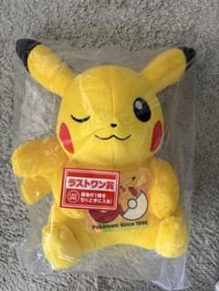 一番くじ ポケモン 30周年 ラストワン賞 ピカチュウ ぬいぐるみ - メルカリ