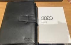 アウディ　取扱説明書　2009年発行　ケース付 Audi A4 ケース付き 取扱説明書 メンテナンスノート - メルカリ