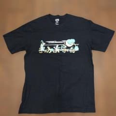 UNIQLO UT ディズニー 半袖Tシャツ ブラック XLのサムネイル