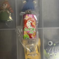 アリエル　イチゴA パックンチョ ミニチュアチャーム～ディズニープリンセス～のサムネイル