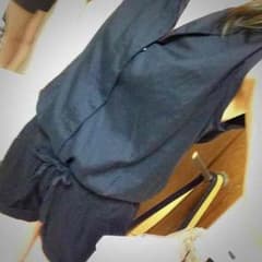 ブラック シンプル ロンパースのサムネイル