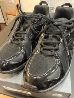 ま*お様 New Balance 610ブラック ランニングシューズのサムネイル