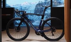 ピナレロ2022 DOGMA F レアカラーのサムネイル