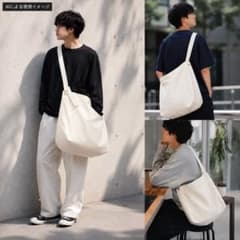【ほぼ新品】TRUSS キャンバス リングショルダーバッグ（CRS-031）のサムネイル