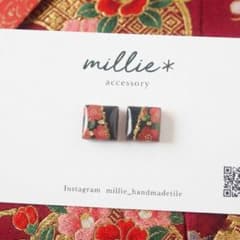 Camellia Droplet * Floral Pattern Camellia Festival Yukata Kimono Small Earrings Japanese Style Tile