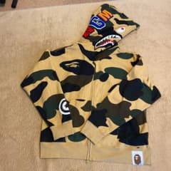 エイプ　シャークパーカー　イエローカモLのサムネイル