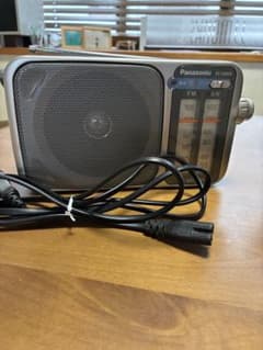 Panasonic RF-240DA. FM/　AMラジオのサムネイル