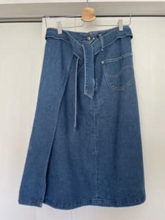 【美品】Lee リー ベルト付きラップデニムスカート Mサイズ LB9760のサムネイル