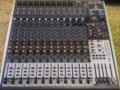behringer xenyx x2442 usb mixerのサムネイル