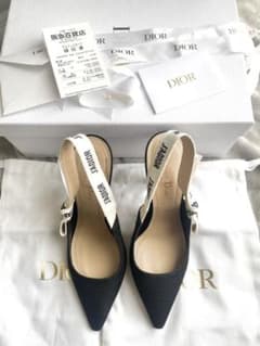 【りな 様専用】DIOR パンプスのサムネイル