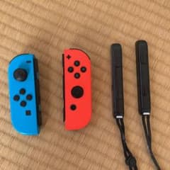 任天堂スイッチ　Joy-Con ネオンブルー　ネオンレッド　クリップ付きのサムネイル